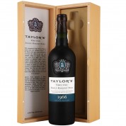 Taylor's Vintage Port Very Old Single Harvest Port 1969 (750ml) (Gift Box)